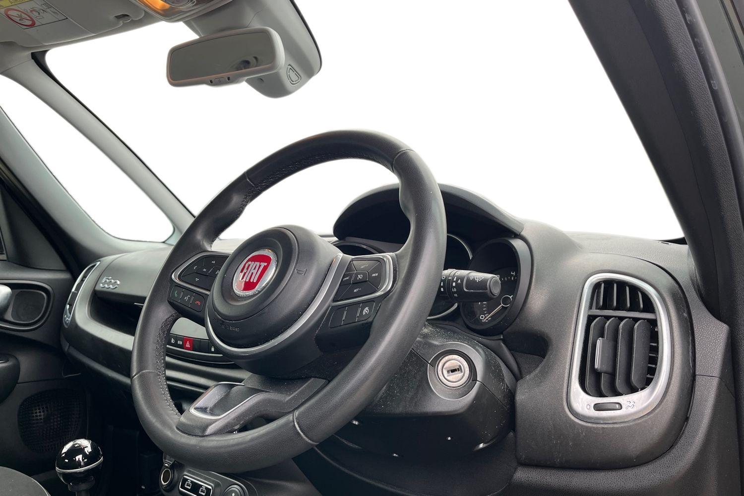 Fiat 500L Photo 8