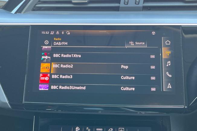 Audi E-TRON Photo 13