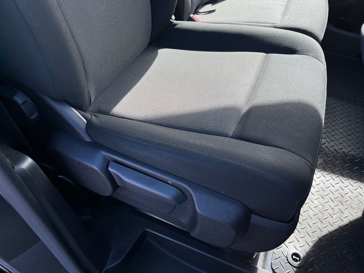 Vauxhall Vivaro Photo 37