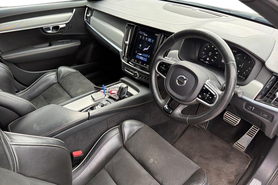 Volvo V90 Photo autoimg-65b695abcafdefc67a4744745a3e72db2aae70ab.jpg