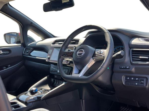 Nissan Leaf Photo autoimg-65b93a05a38cf4dea3a3070e49a3531901a54adb.jpg