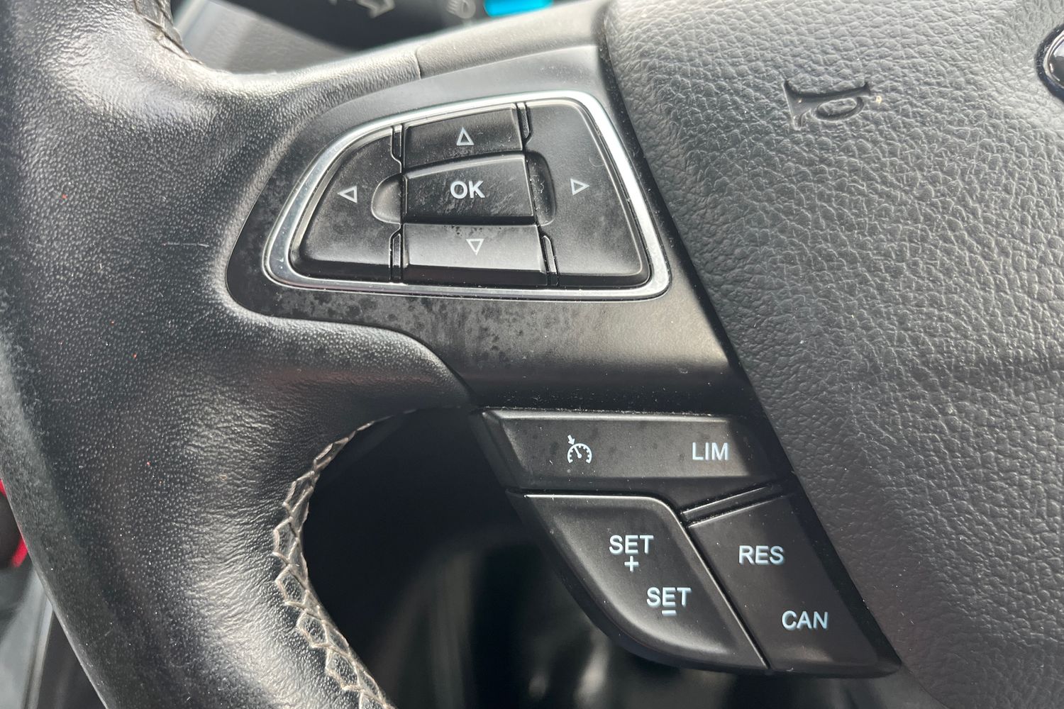 Ford KUGA Photo 34