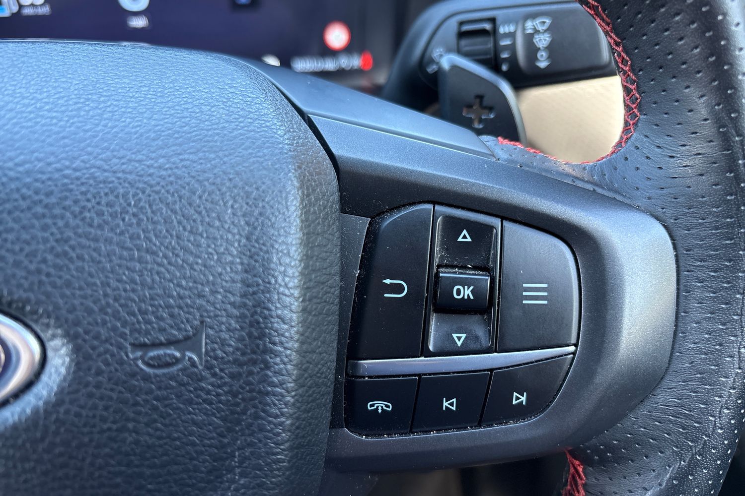 Ford RANGER Photo 27
