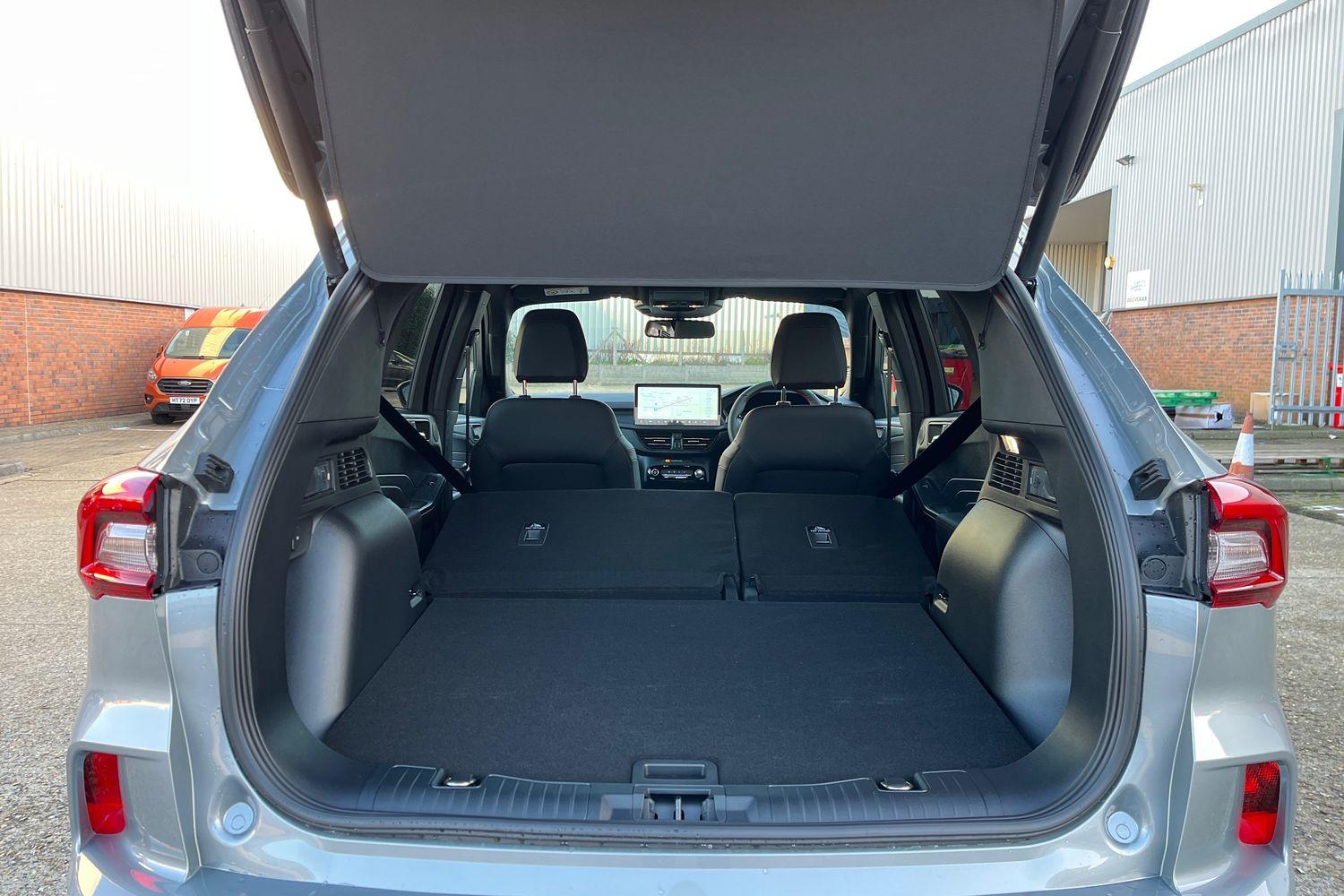 Ford KUGA Photo 24