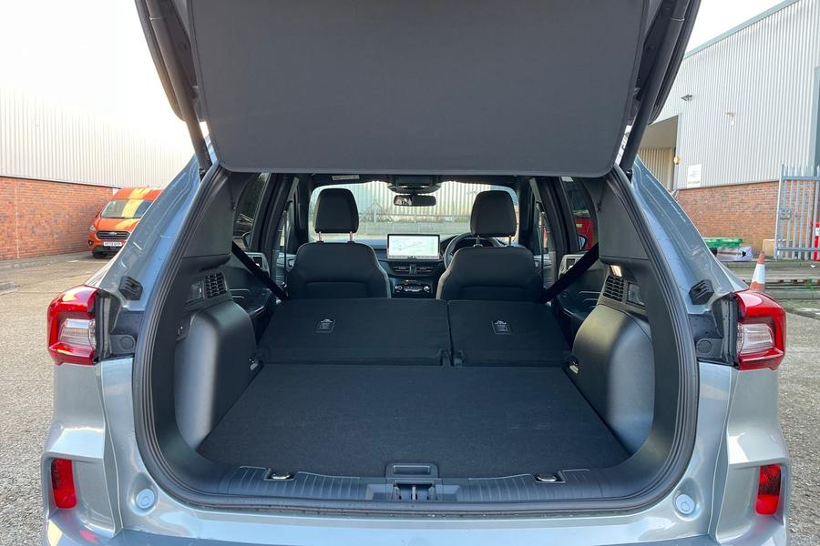 Ford KUGA Photo autoimg-65be481a26811786c70d57173e8721cd17247873.jpg