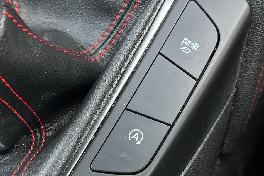 Ford KUGA Photo autoimg-65c005da2df300ec232947e88db3e21ae54f1a9b.jpg