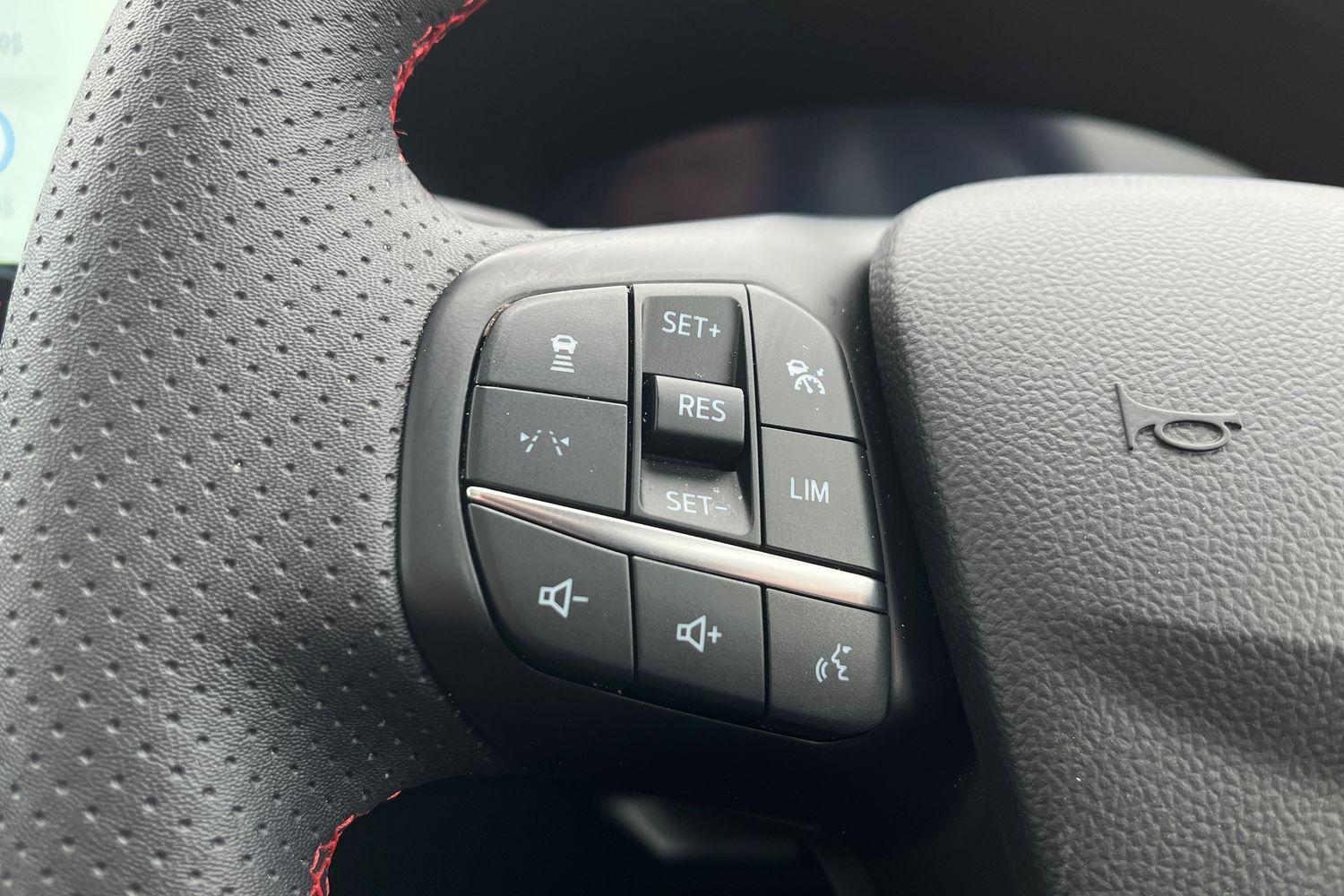 Ford Kuga Photo 32