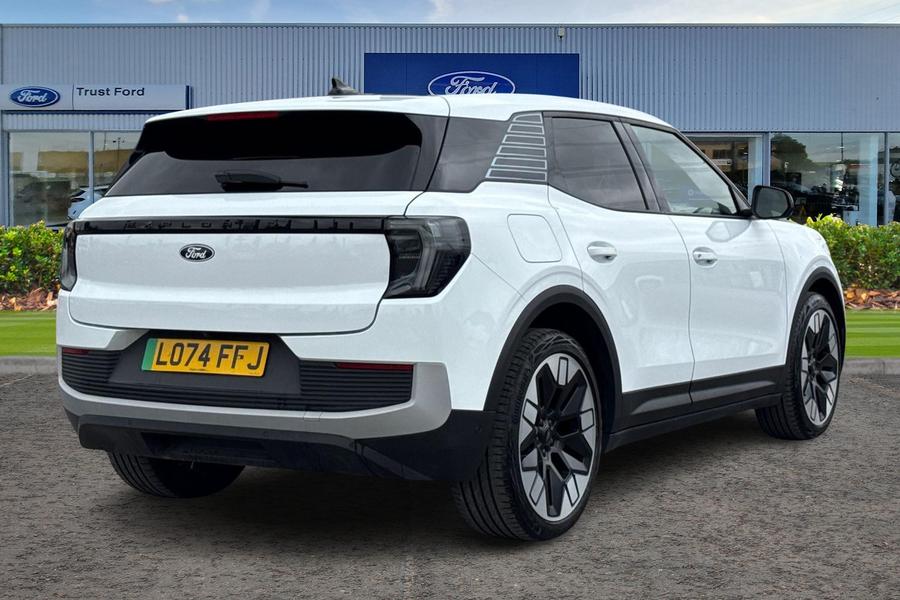Ford Explorer Photo autoimg-65c5f9174ba9998e444eb6ef0b43b1e25f4f7d43.jpg