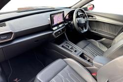 CUPRA Formentor Photo 2