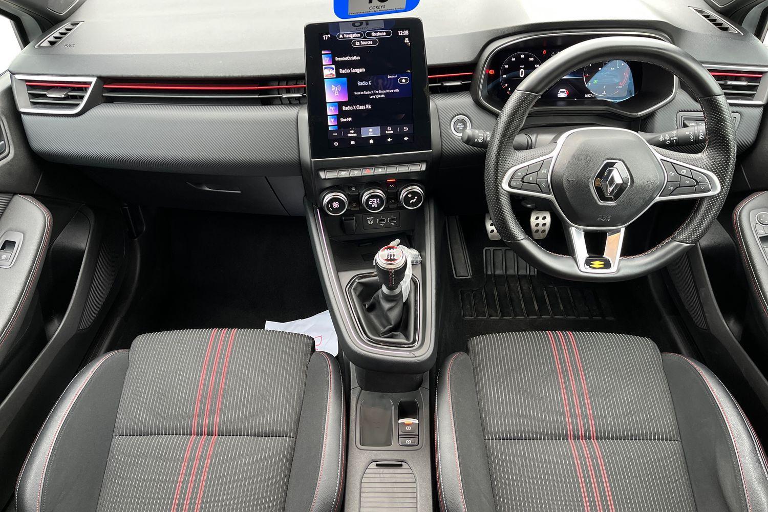 Renault Clio Photo 9