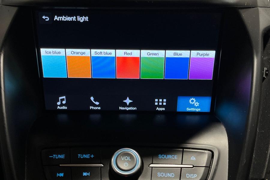 Ford KUGA Photo autoimg-65cc4671803c436d4677d12798adbb95cfc0c106.jpg