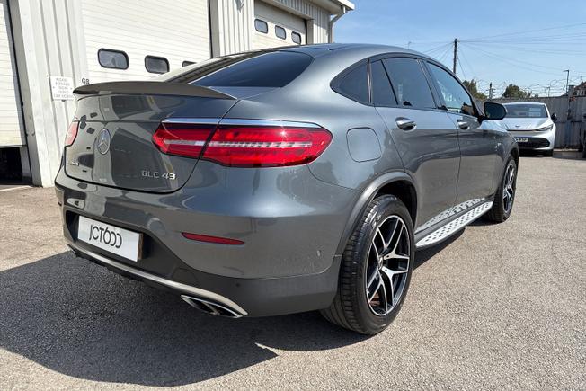 MERCEDES-BENZ Glc Photo 23