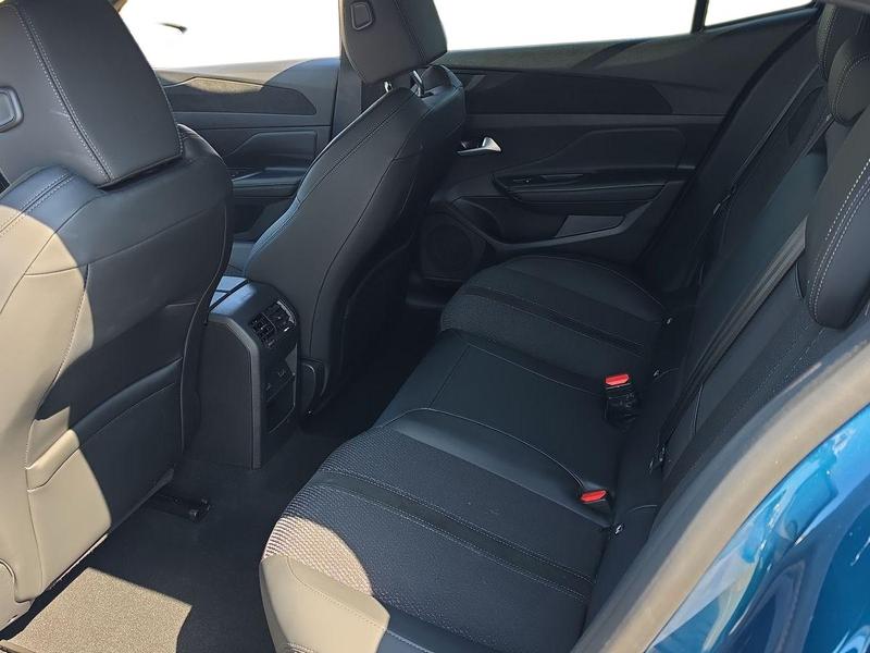 Used Peugeot 408 KM25VJG 17