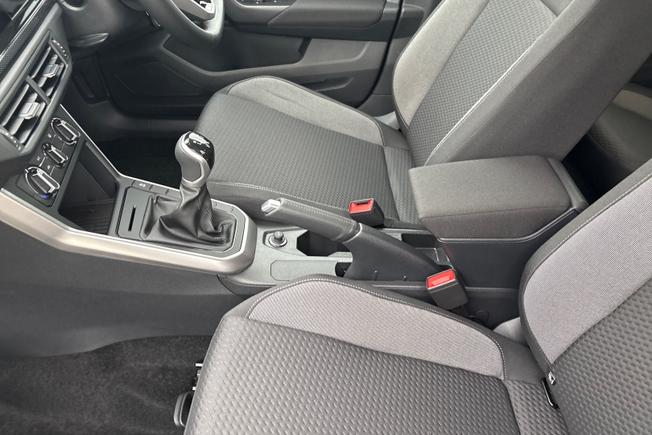 VOLKSWAGEN Polo Photo 30