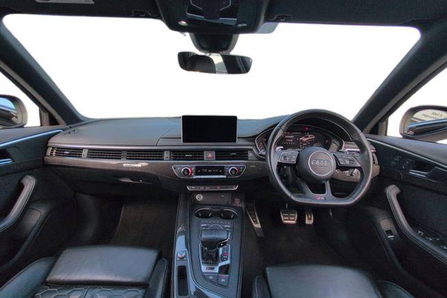 Audi Rs4 Avant Photo 10