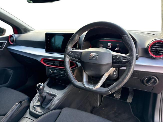 SEAT Ibiza Photo 6