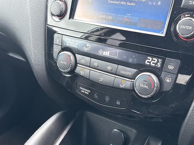 NISSAN Qashqai Photo 46