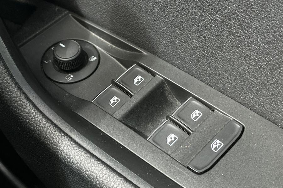 Skoda SUPERB Photo autoimg-65dfb4b5823bed596683c96753cab4bbd9395e62.jpg