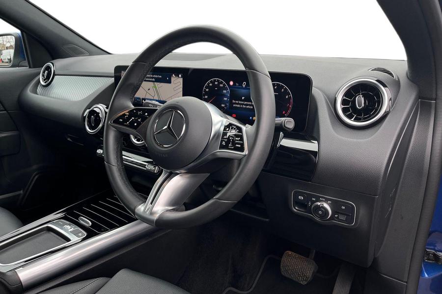 Mercedes-Benz GLA Photo autoimg-65e047c3df66e30ce41ed34979afc71e5a95eec8.jpg