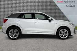AUDI Q2 Photo 4