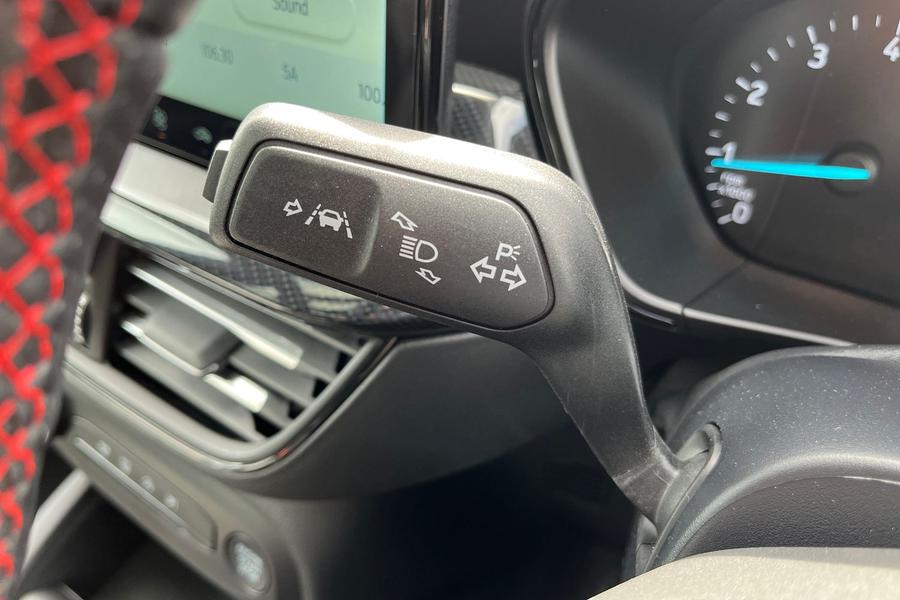 Ford FOCUS Photo autoimg-65e767aa2ec76af8e9b5d54e1268236ab00e3b87.jpg