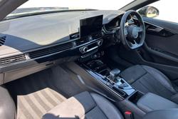 AUDI A4 Photo 2