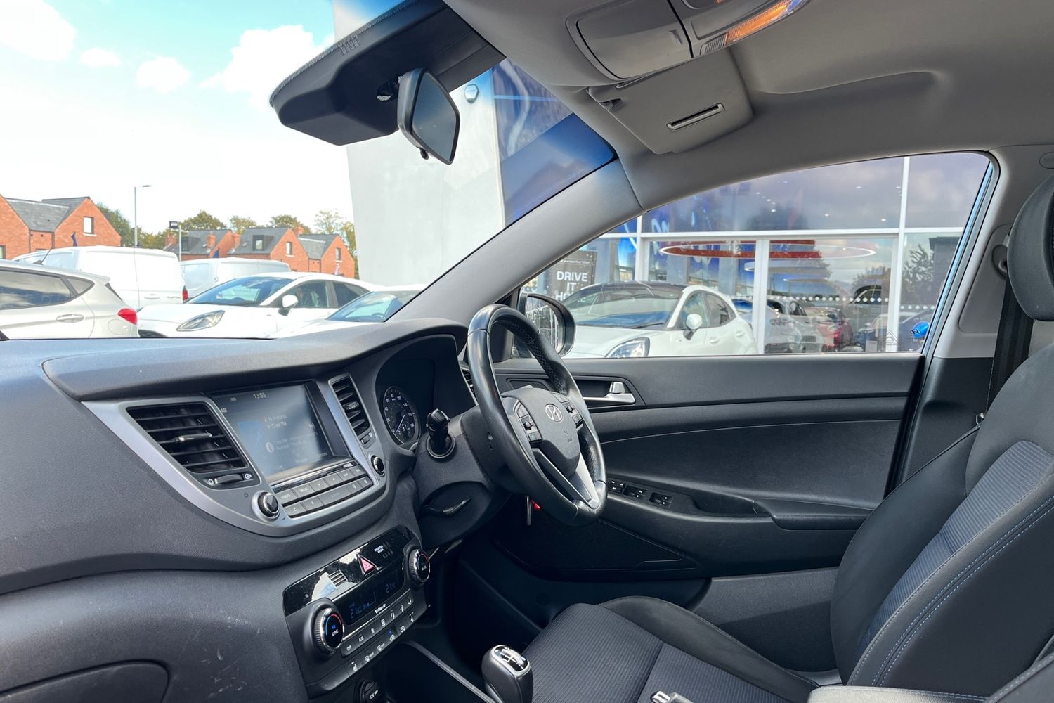 Hyundai TUCSON Photo 17