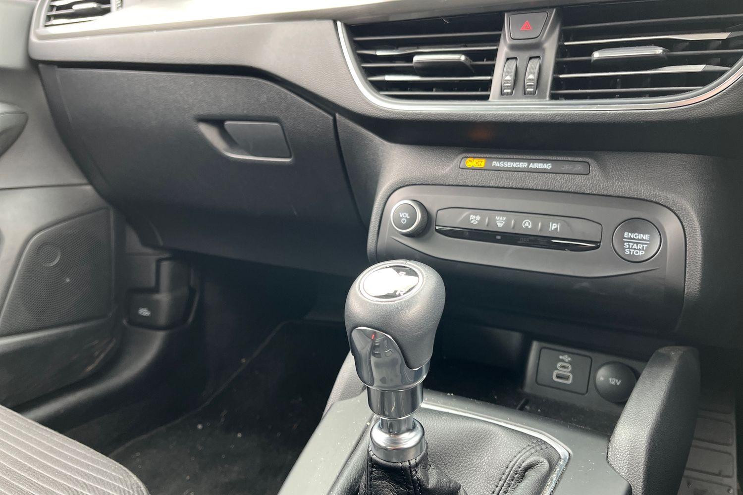 Ford FOCUS Photo 36