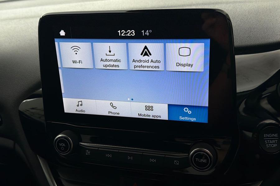 Ford FIESTA Photo autoimg-65f7ba8dedec5c8145ad371519797559ea40e55e.jpg