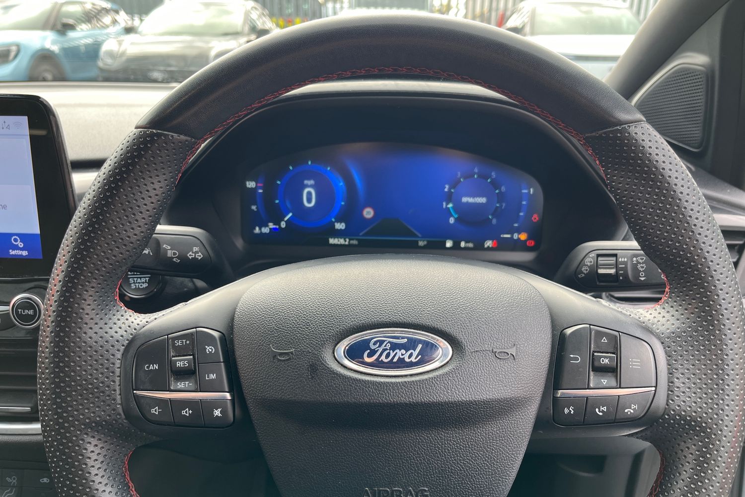 Ford PUMA Photo 11