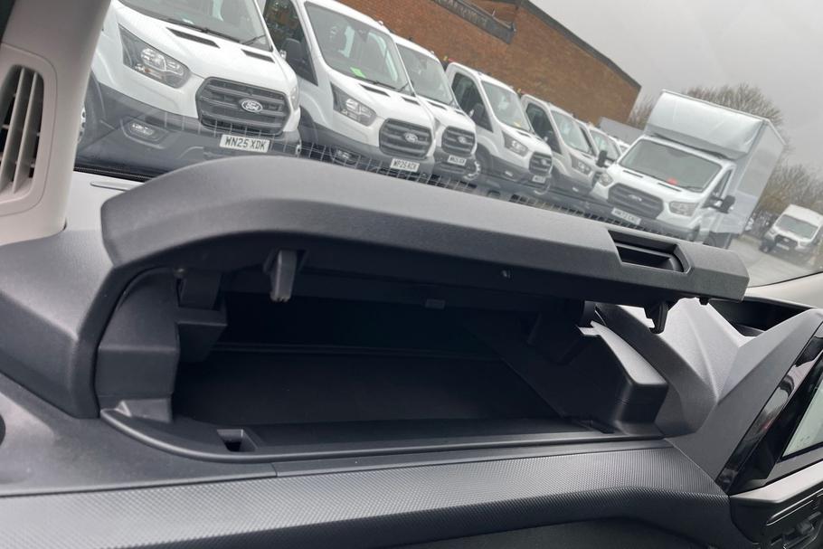 Used Ford E-TRANSIT CUSTOM WR75MZN 15