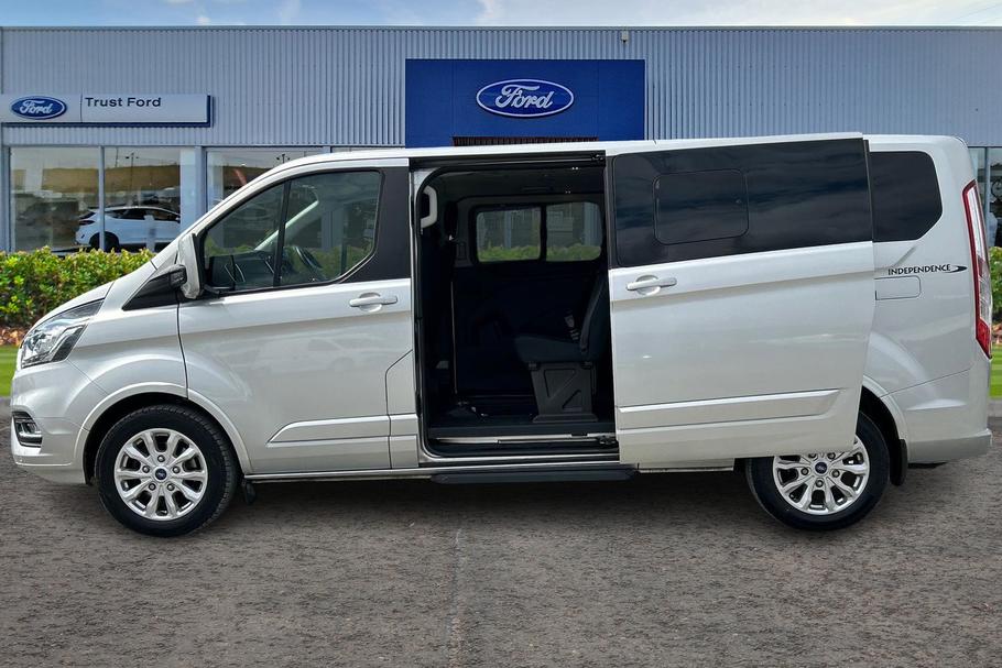 Used Ford TOURNEO CUSTOM SD71UMU 6