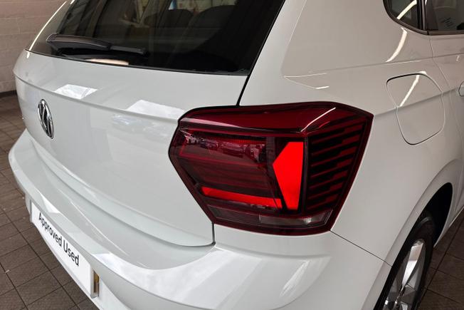 Volkswagen Polo Photo 18