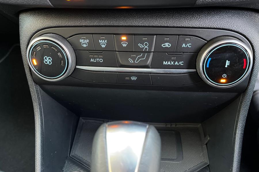 Ford FIESTA Photo autoimg-66017231d1a35e6326f51da0a73ba0017ba3c5f2.jpg