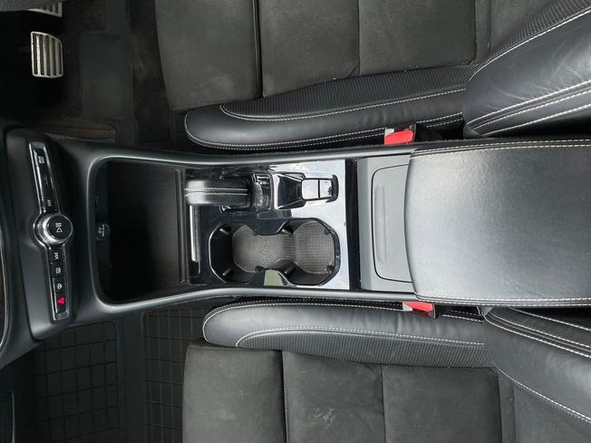 VOLVO XC40 Photo 39