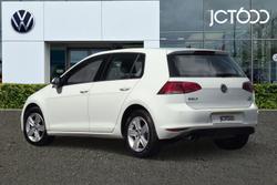 VOLKSWAGEN Golf Photo 3