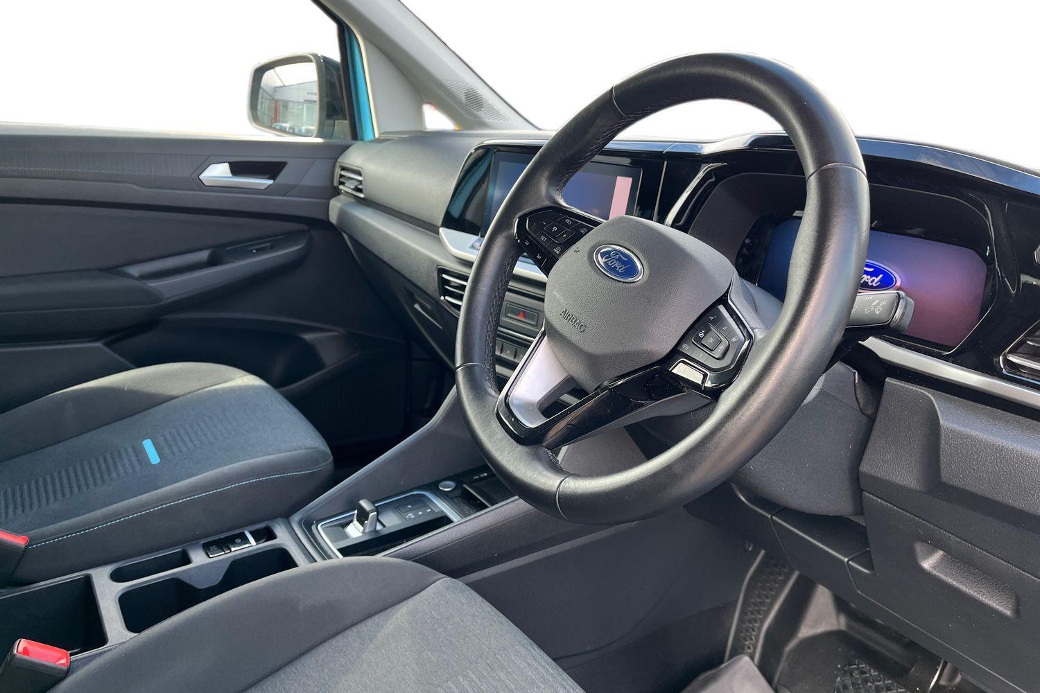 Ford TRANSIT CONNECT Photo 13