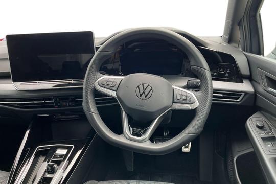 Volkswagen Golf Photo autoimg-66050f88e53ceb2a61e64bc92407fe9ba0e23d6b.jpg