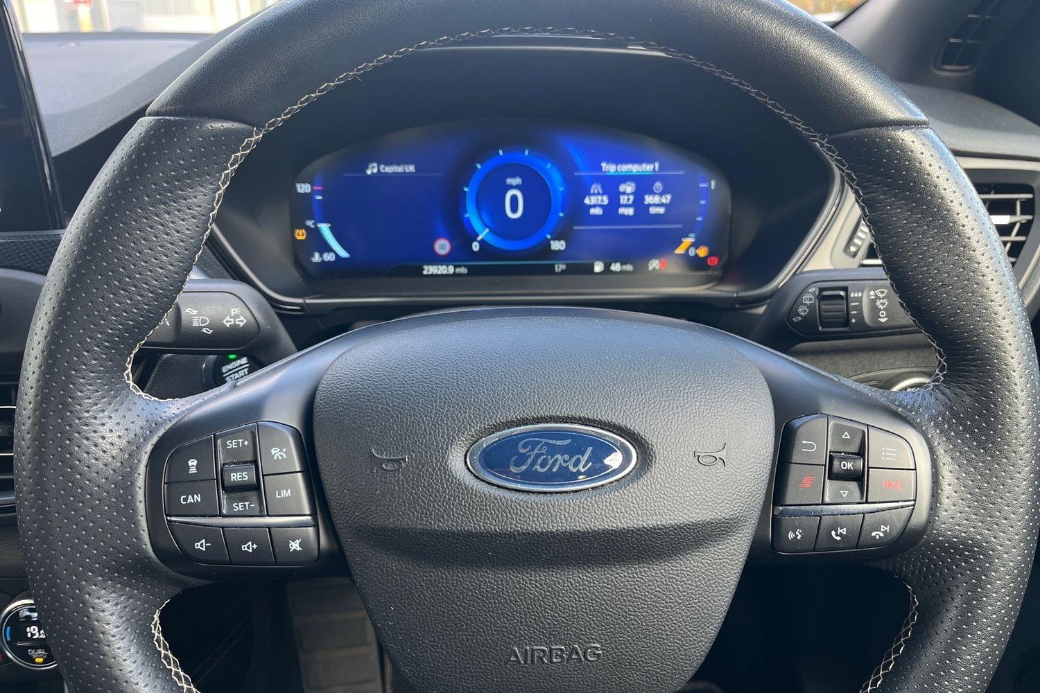 Ford FOCUS Photo 11