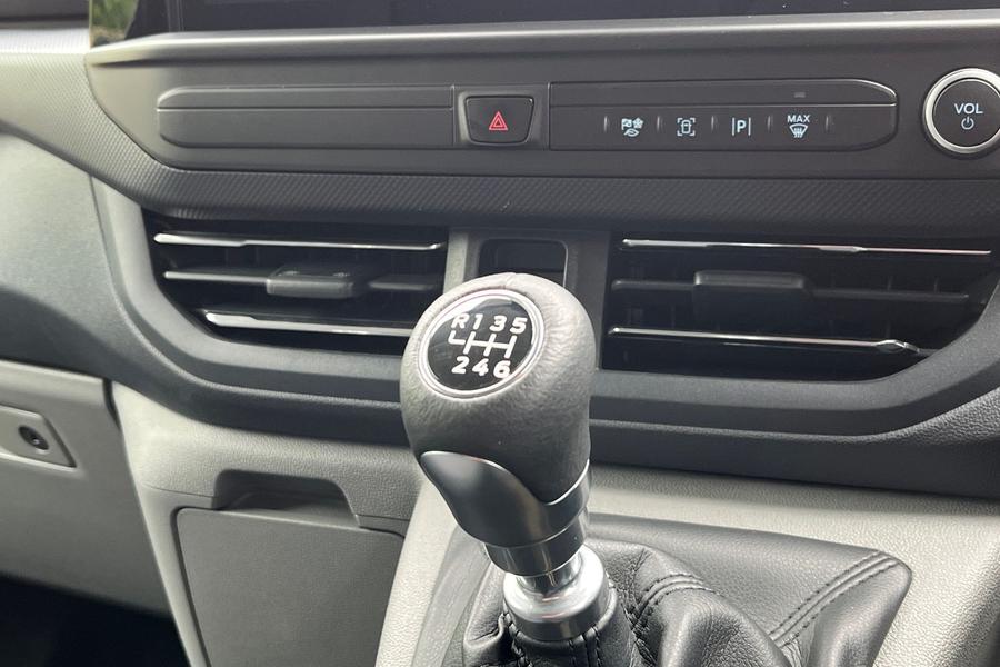 Ford TRANSIT CUSTOM Photo autoimg-660ad5e1d14f8ba875c90c04488867c44018babc.jpg