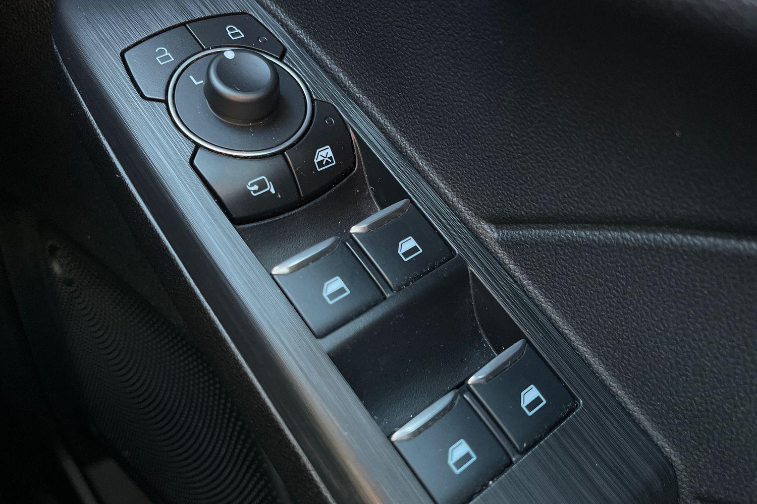 Ford KUGA Photo 15