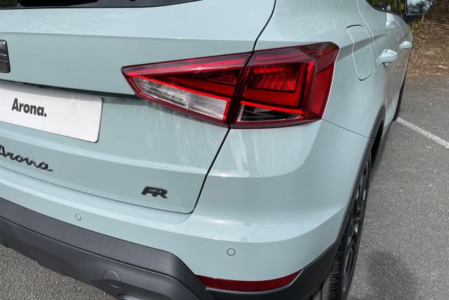 SEAT Arona Photo 18