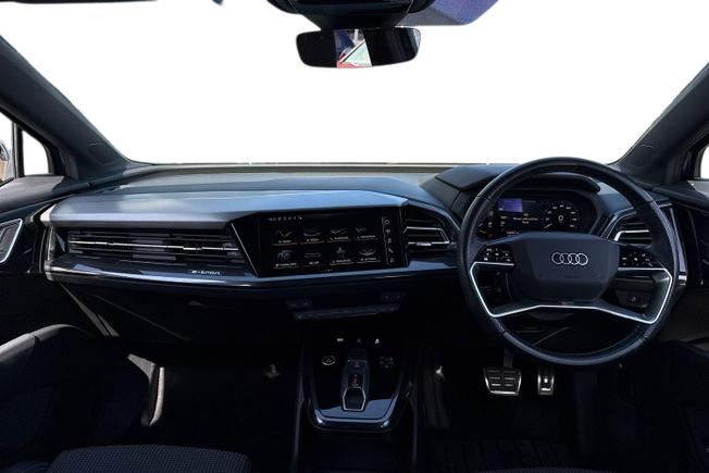 AUDI Q4 E-Tron Photo 10