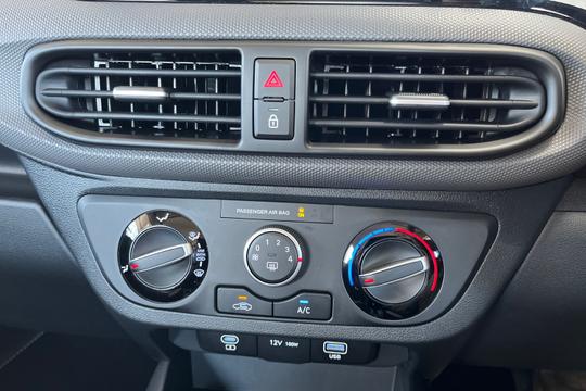 Hyundai i10 Photo autoimg-6620ee1dafd64b0696612a4911bbd98de9cfc9d9.jpg