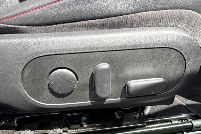 HYUNDAI Kona Photo 28