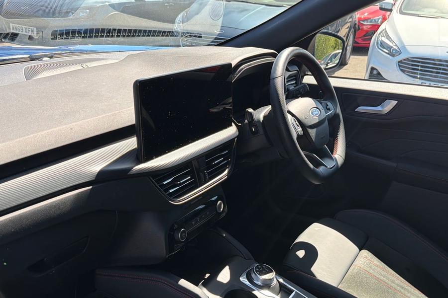 Ford KUGA Photo autoimg-6625328634f99728b6b44a94919635e8e94ba594.jpg