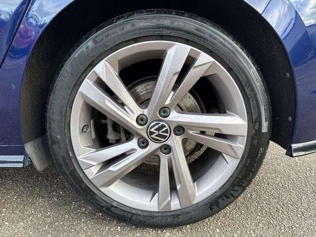 VOLKSWAGEN Golf Photo 34
