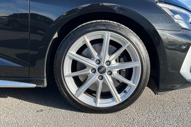 AUDI S3 Photo 5