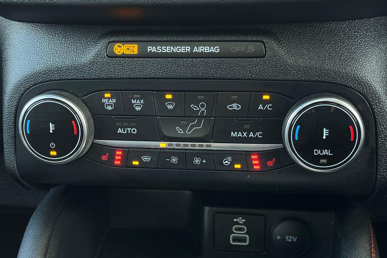 Ford Kuga Photo 31