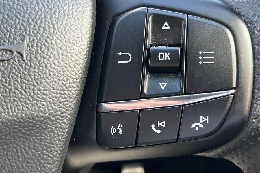 Ford Kuga Photo autoimg-66313c026b52850826dcbb56009c061f3fac6c87.jpg